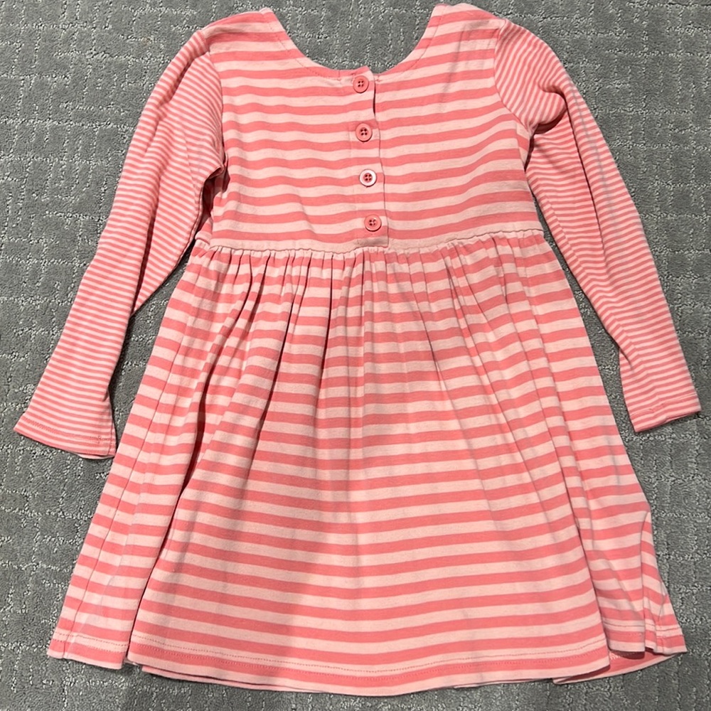 Hanna Andersson size 5 dress.